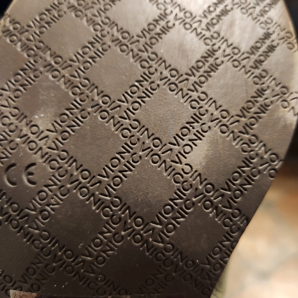 VIONIC WOMEN'S OLIVE Ankle Boots SIZE 9 WIDE. - Picture 6 of 9